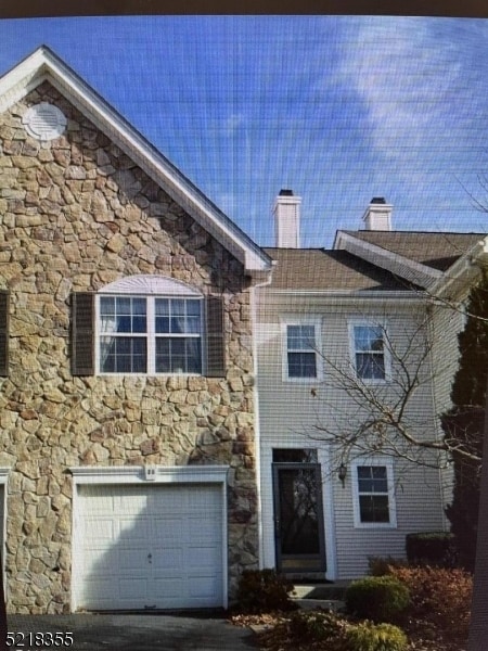 Primary Photo - 25 Mayflower Dr