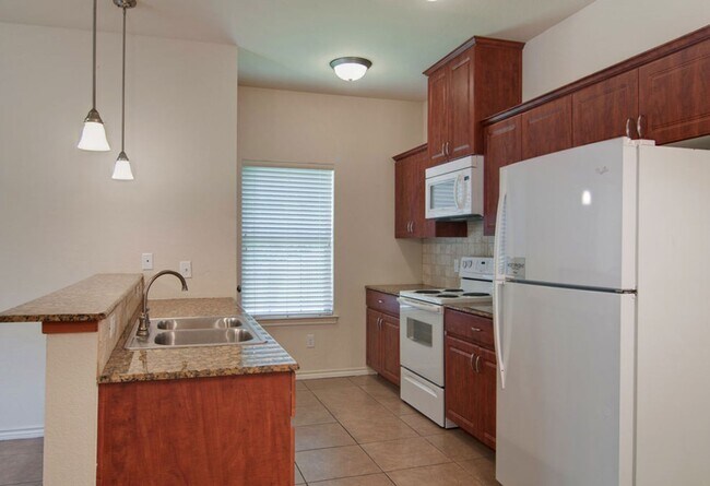 Building Photo - Available August 2026! AMAZING 3 Bedroom 3...