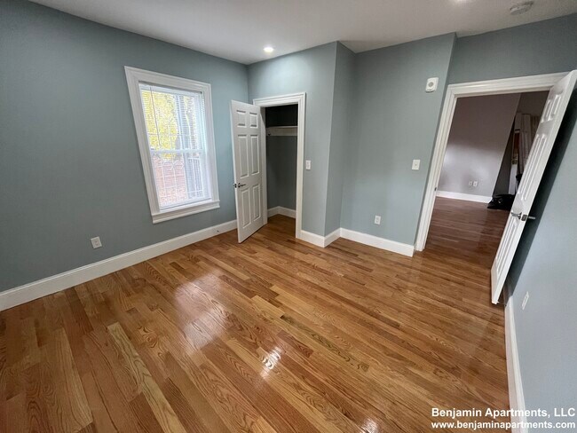 Foto del edificio - 372 Oxford St