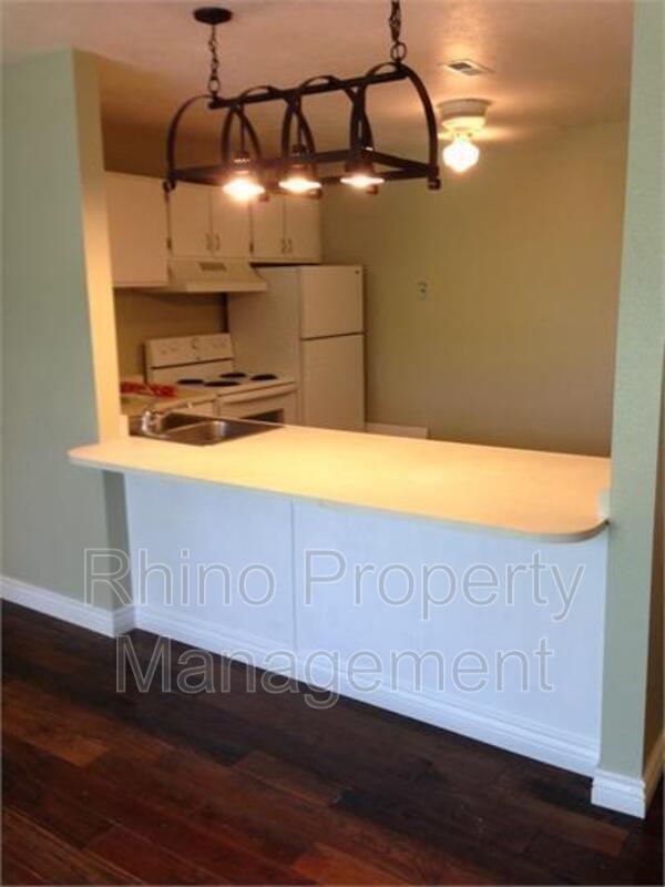 Building Photo - 555 Star Crest Dr W