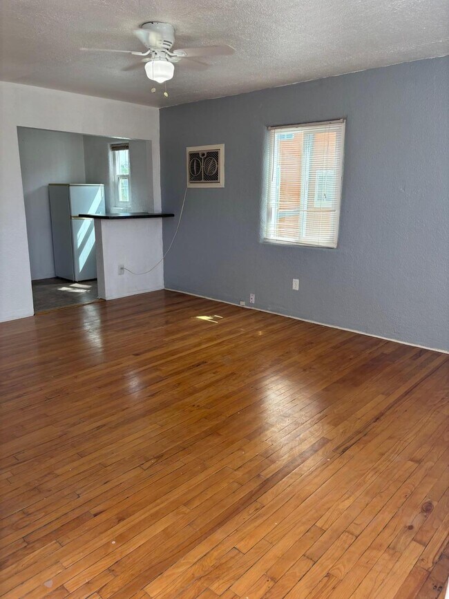 Foto del edificio - 543 Cedar St SE