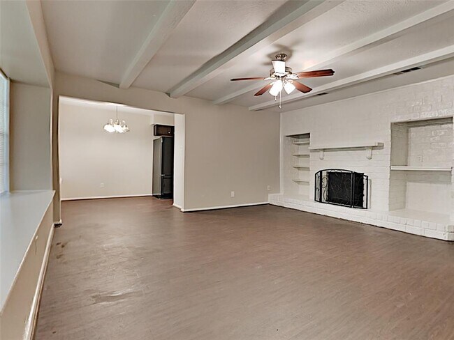 Foto del edificio - 23115 Lestergate Dr