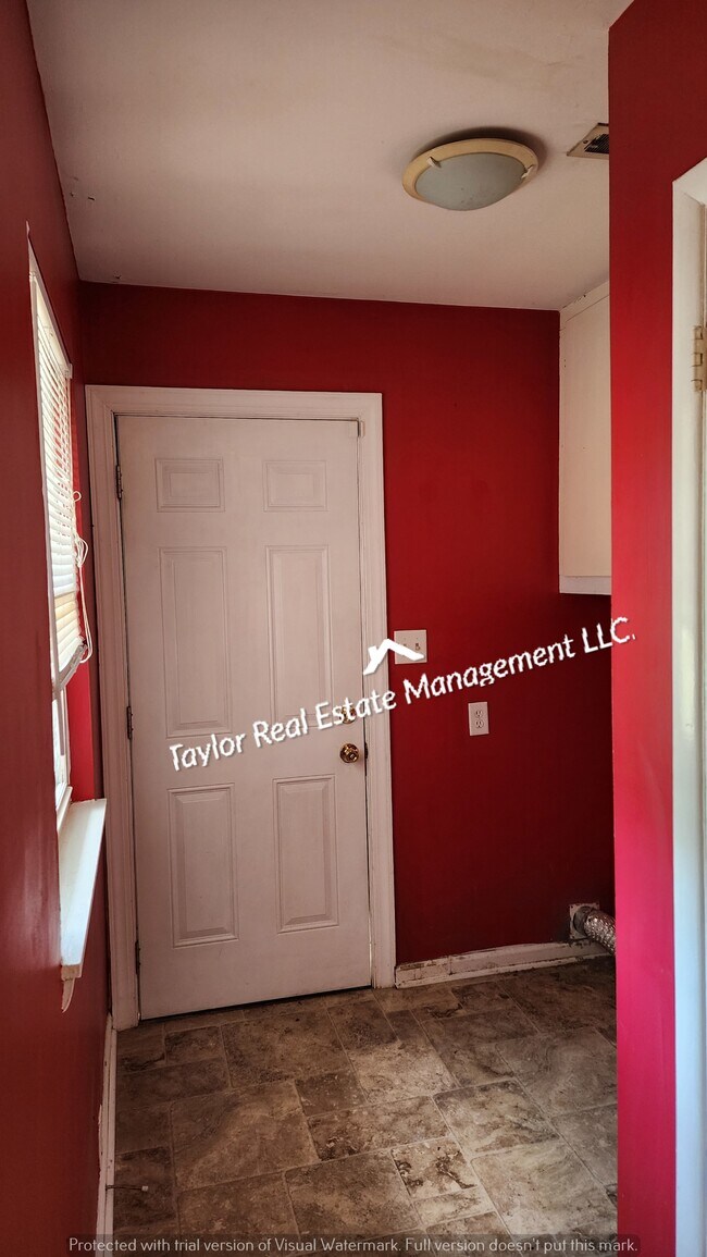 Foto del edificio - 1714 Marlborough Blvd