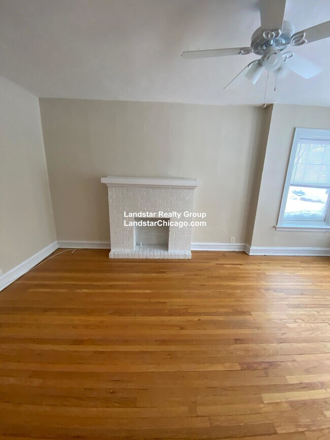 Building Photo - 804 Seward St
