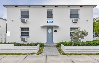 Building Photo - 717 2nd Ave S
