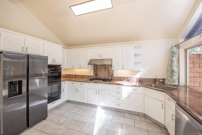 Building Photo - 11323 Caminito Bracho