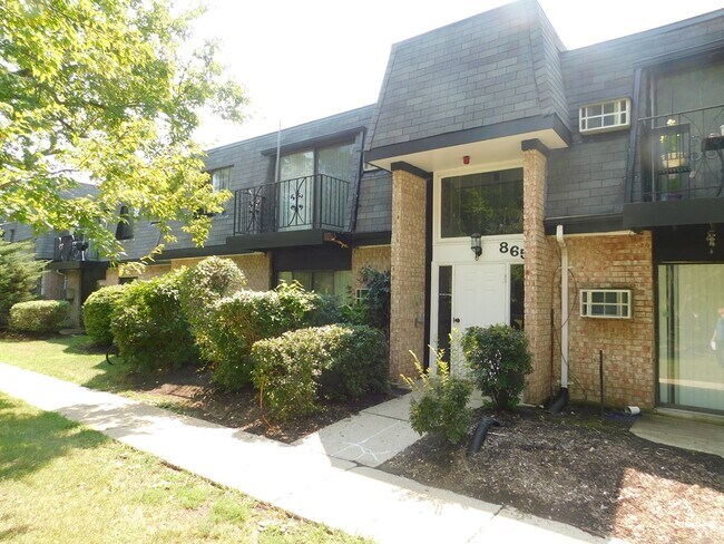 Foto del edificio - 865 Westmoreland Dr