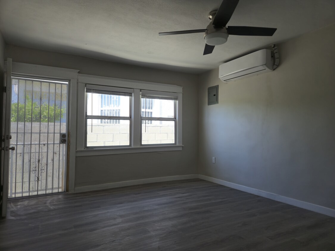 Foto principal - 209 W Ave 26