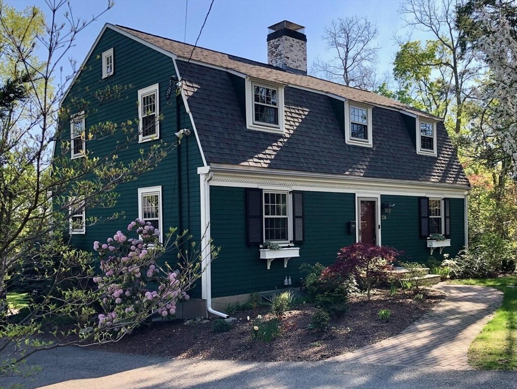 Primary Photo - 336 Dedham St