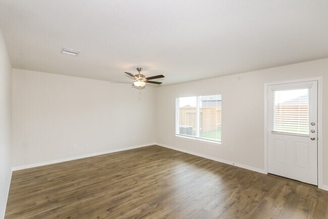 Foto del edificio - 425 Sunny Highlands Dr