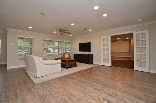 Foto del edificio - 607 Brooks St