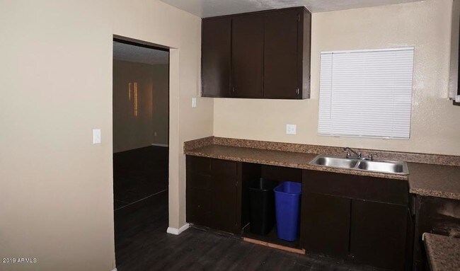 Foto del edificio - 3421 W Dunlap Ave