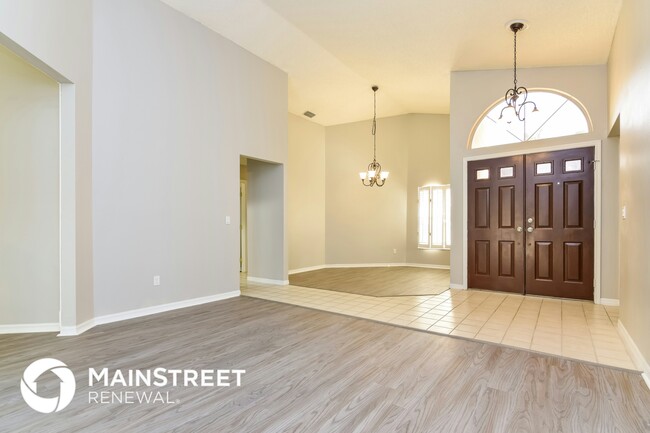 Foto del edificio - 812 Crestridge Dr
