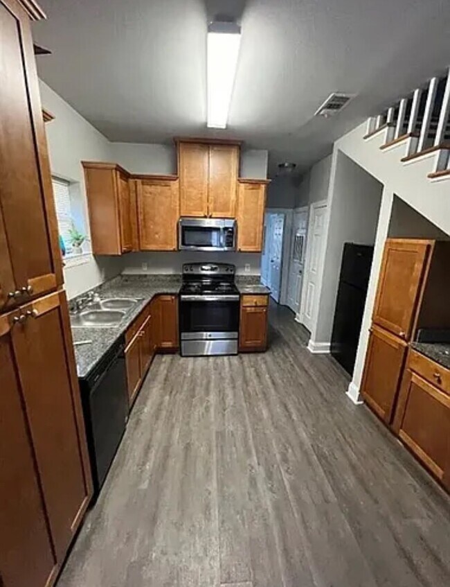 Foto del edificio - 5515 Paige St