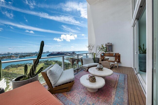 Foto del edificio - 1040 Biscayne Blvd