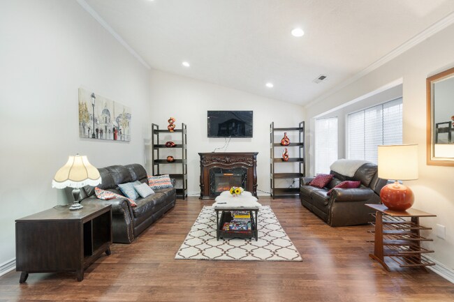 Foto del edificio - 16015 SE Oatfield Rd