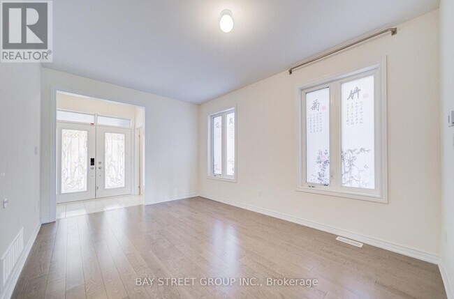 Photo du bâtiment - 2643 Delphinium Trl