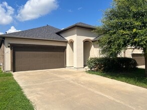 Building Photo - 217 Braeden Brooke Dr