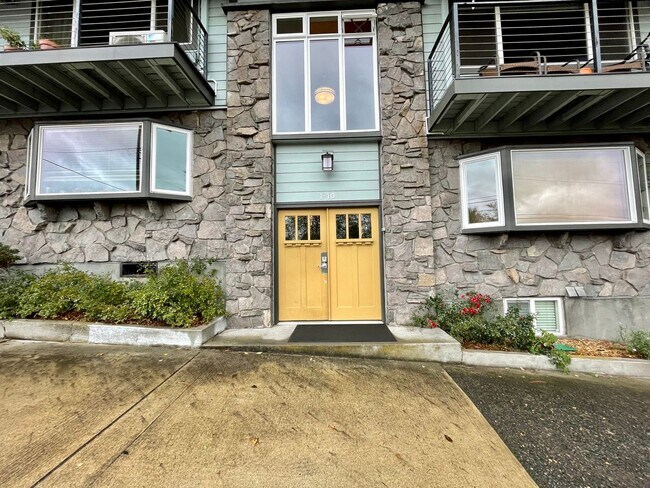 Foto del edificio - NE Portland~Near Legacy Emanuel & Providen...