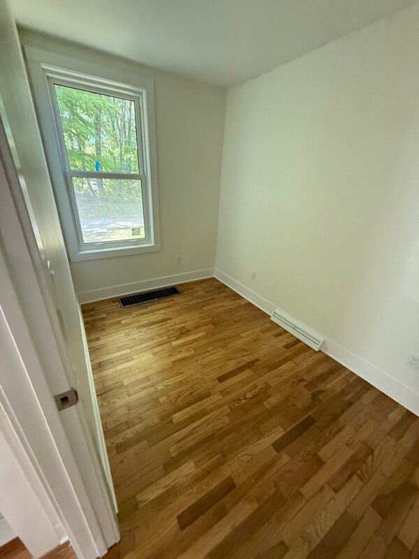 Foto del edificio - 1072 Vineland Rd