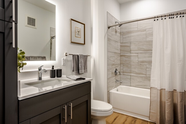 Bathroom - Latitude 38