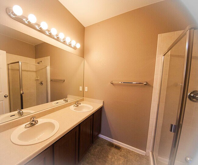 Building Photo - 5498 Zephyr Ct
