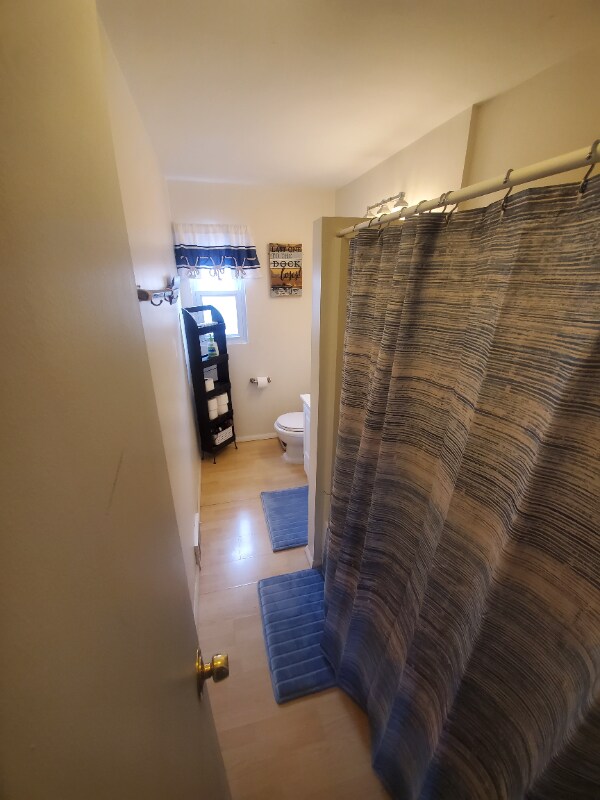 Foto del edificio - 1170 Dover Center Rd