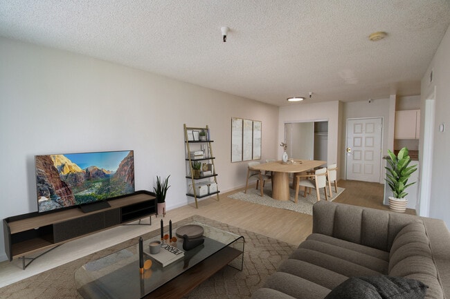 Building Photo - 6633 Yucca