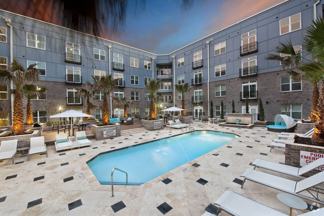 Downtown Charleston Apartments for Rent with Hardwood Floors ...