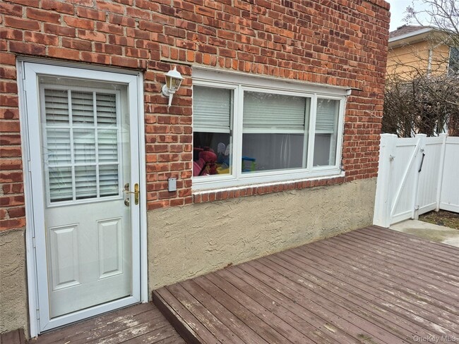 Building Photo - 979 Mark Dr