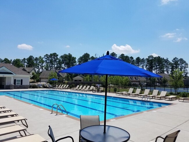 Photo - 318 OldCastle Dr Townhome