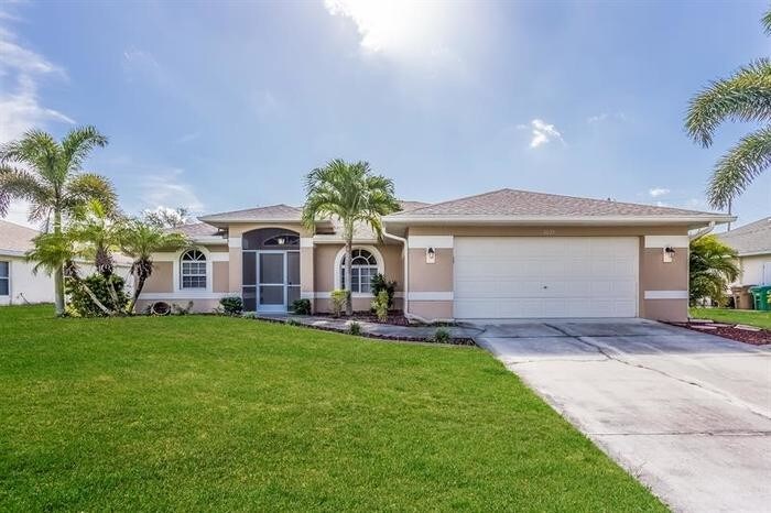 Primary Photo - 3025 SW 4th Place, Cape Coral, FL 33914