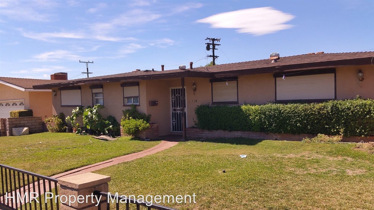 Primary Photo - 3 br, 2 bath House - 1184 Acacia Ave North