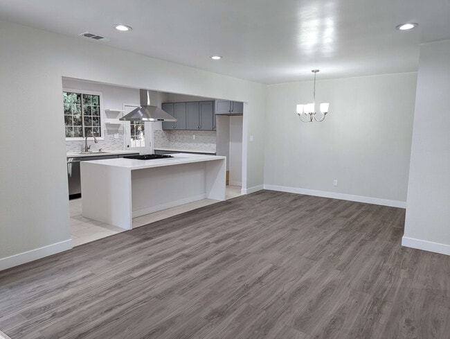 Building Photo - 12602 Foxley Dr