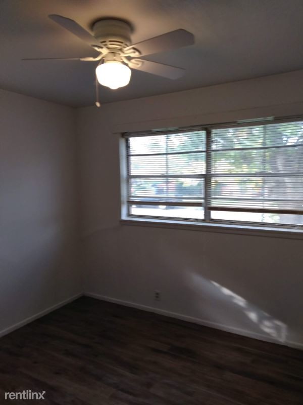 Building Photo - 3 br, 1 bath House - 1411 New Haven
