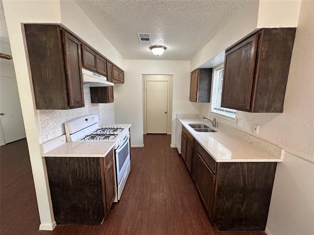 Building Photo - 12417 Spring Branch Dr
