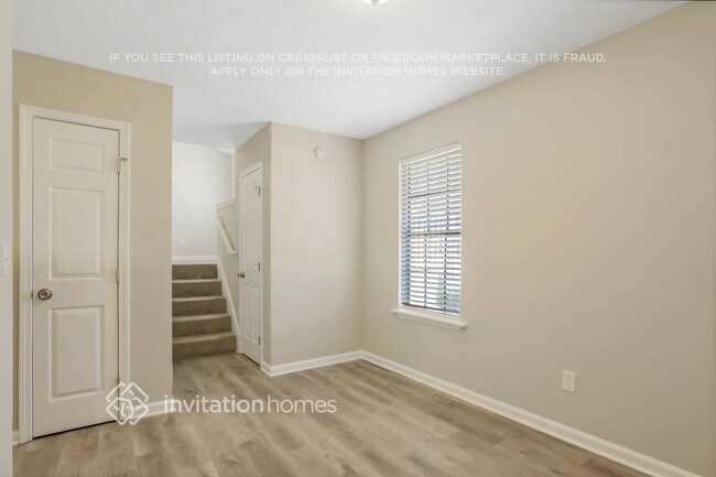 Building Photo - 2041 Wendover Dr