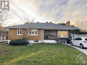 Building Photo - 706-706 Luc St