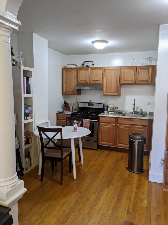 Foto del edificio - 445 Shawmut Ave