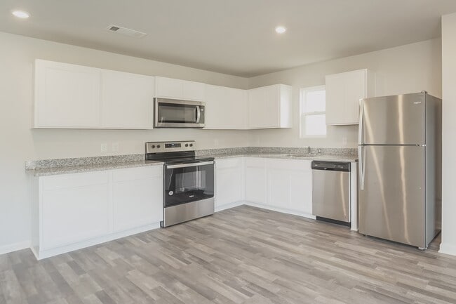 Building Photo - 748 Wayfinder Run