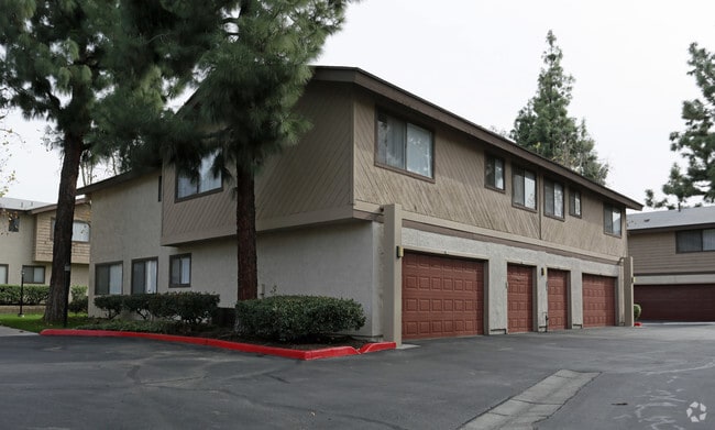 Building Photo - Portola  Redlands