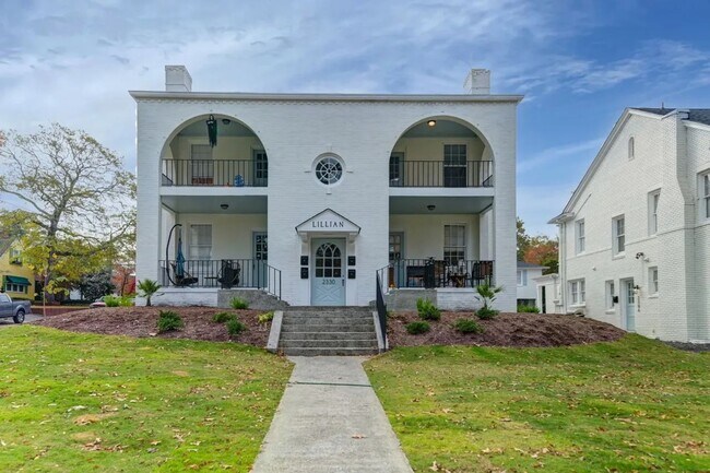 Building Photo - Pre-Leasing for the 26-27 School Year! - H...