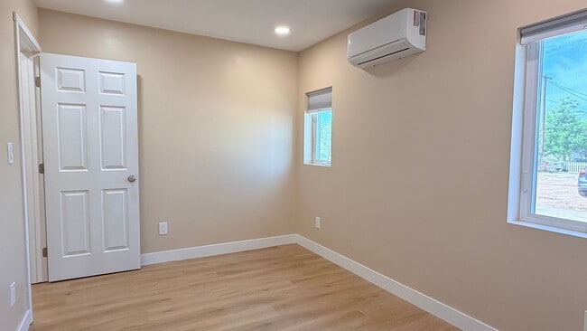 Building Photo - 5104 Bocaw Pl