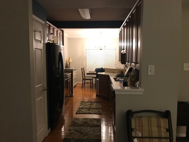 Foto del edificio - 8756 Springwater Dr
