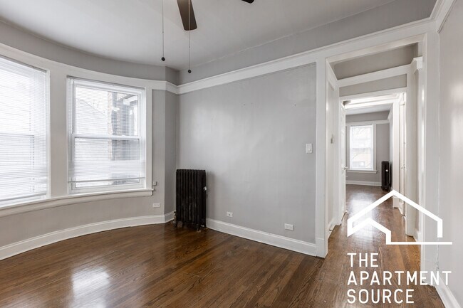 Foto del edificio - 6251 N Lakewood Ave