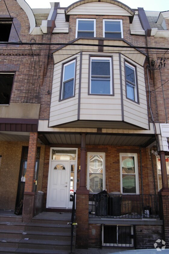 1516 Porter St, Philadelphia, PA 19145 Apartments