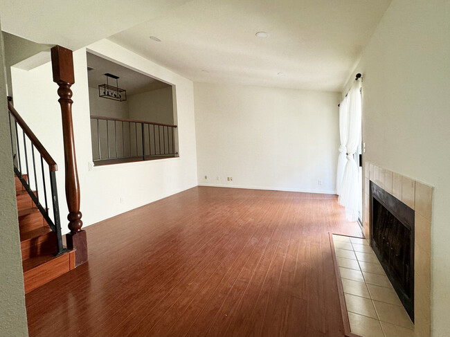 Building Photo - 112 N Moore Ave