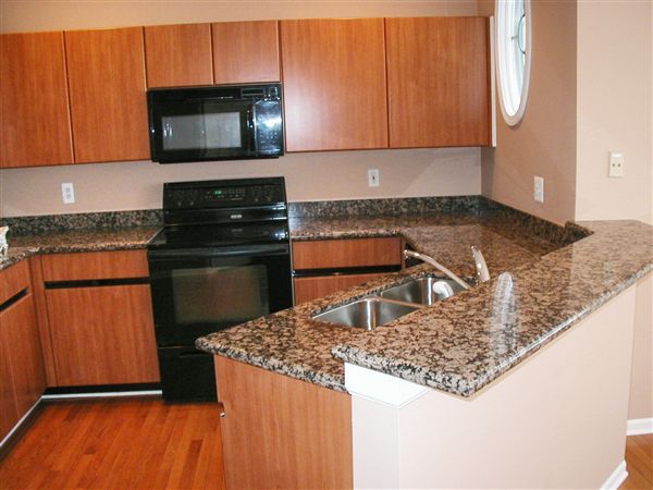 Building Photo - 4426 Gateway Cir