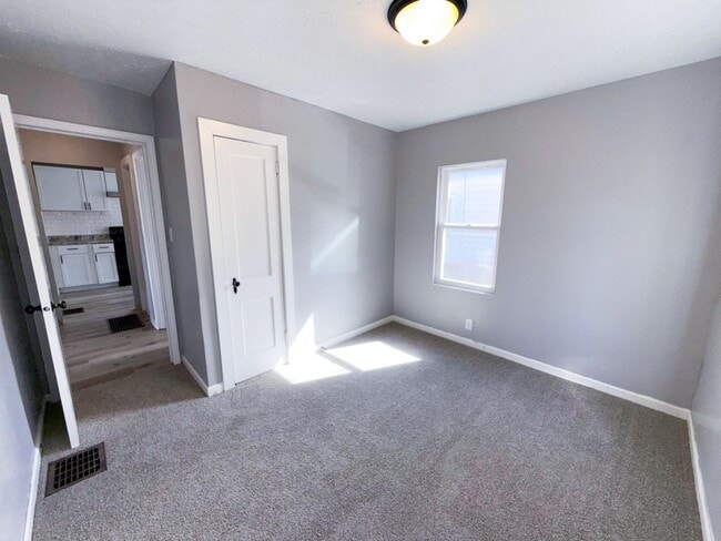 Building Photo - Beautifully Renovated 3-Bedroom Home with ...
