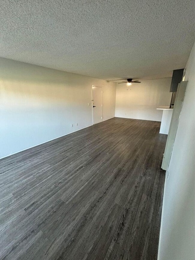 Interior Photo - WOODCREST APARTMENTS